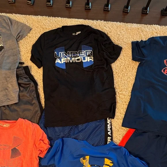 Under Armour Kids' sets - 7 sets, 14 pieces size Youth Medium - Picture 4 of 10